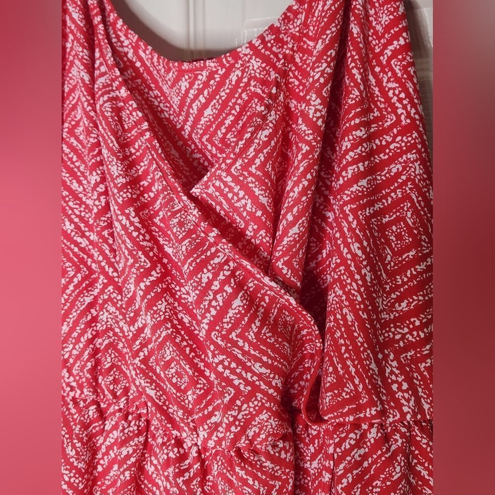 Guess L Red And White Pattern Wrap Front Spaghett… - image 5